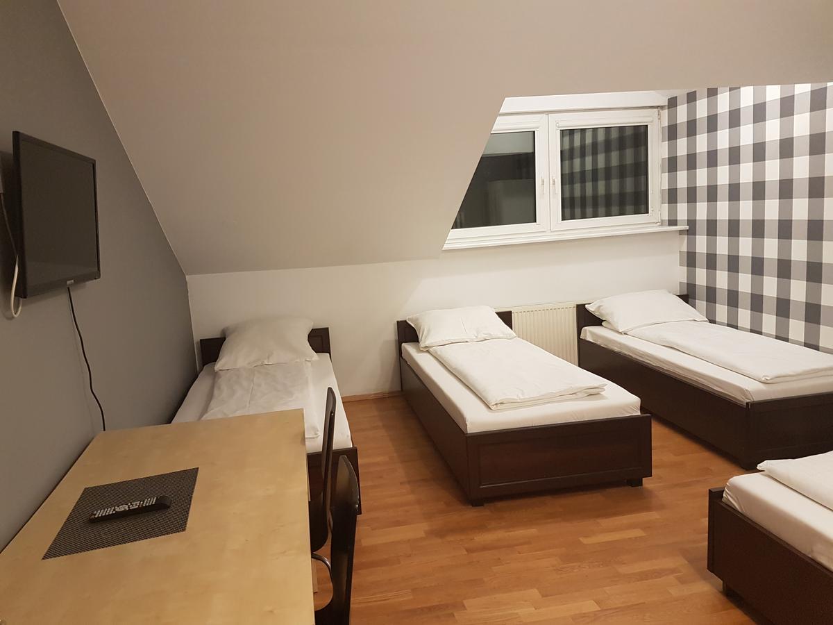 Duszka Hostel Warsaw Ngoại thất bức ảnh